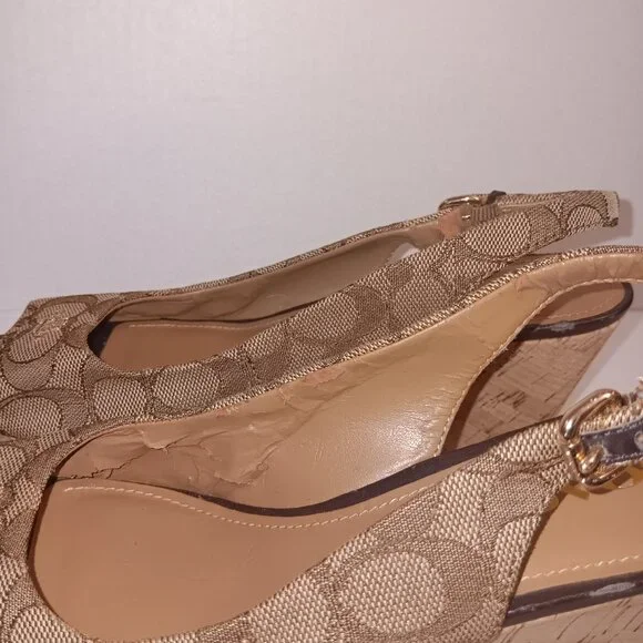 COACH INSIGNIA FERRY PEEP TOE WEDGE HEELS - Picture 9 of 12